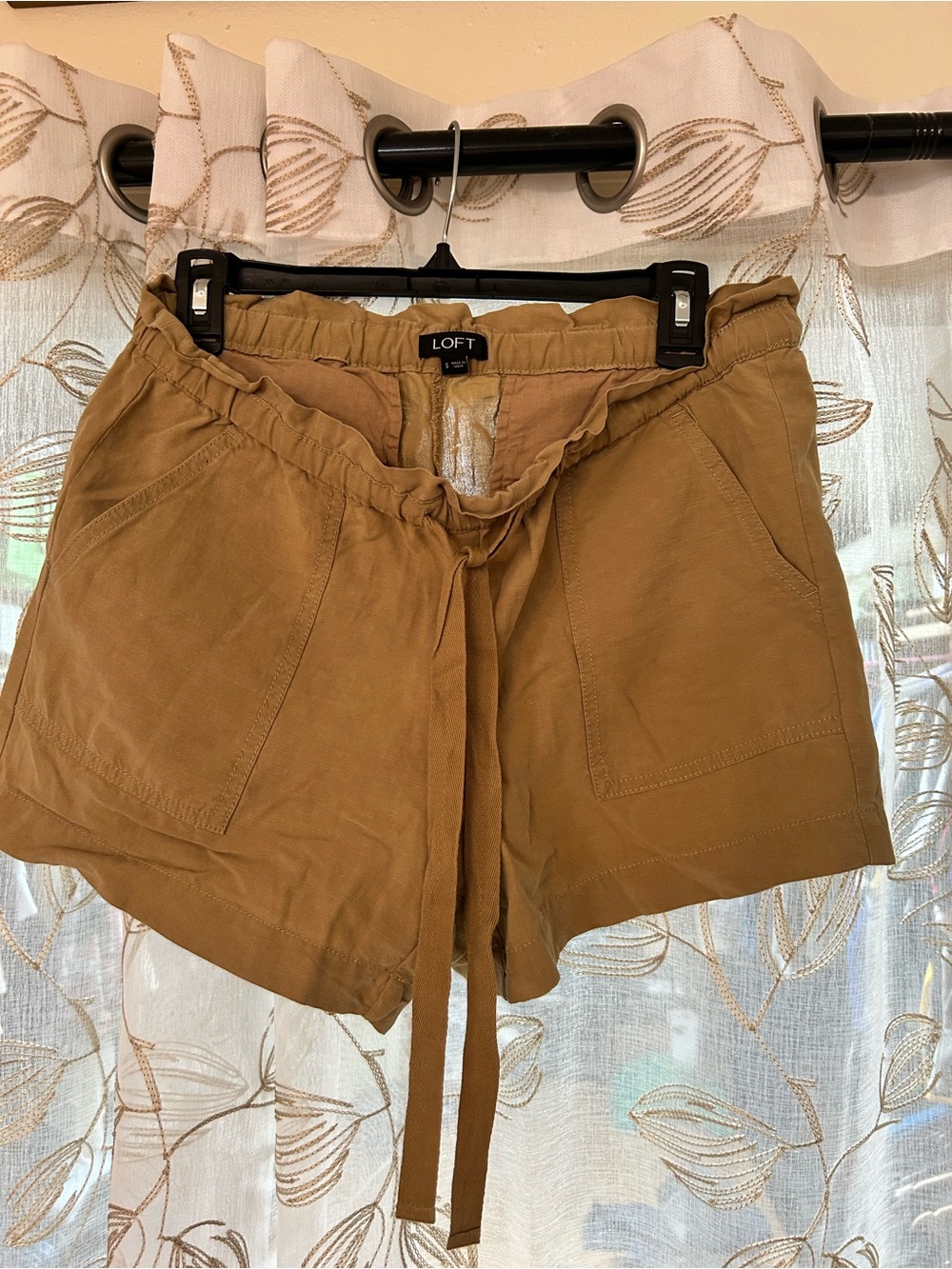 LOFT High-Waist Drawstring Utility Shorts in Camel/Tan